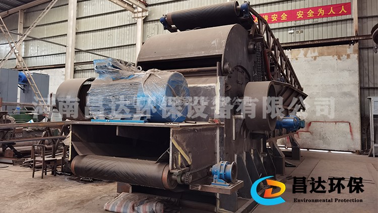 750-422破碎（suì）機12.jpg