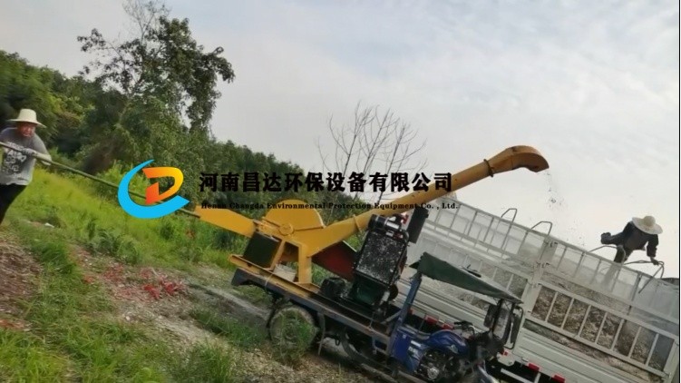 河南昌達HC-800移動竹子切片廣西南寧客戶（hù）現場.jpg