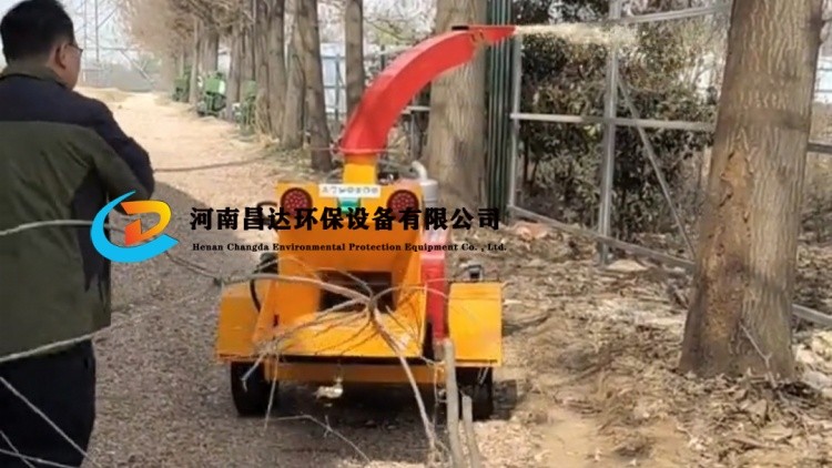 河南（nán）昌達HC-6130樹枝粉碎機河南許昌客戶現象.jpg