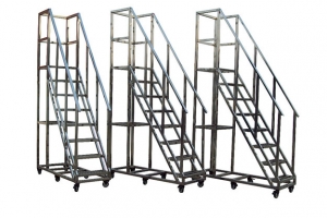 移動（dòng）登（dēng）高（gāo）梯